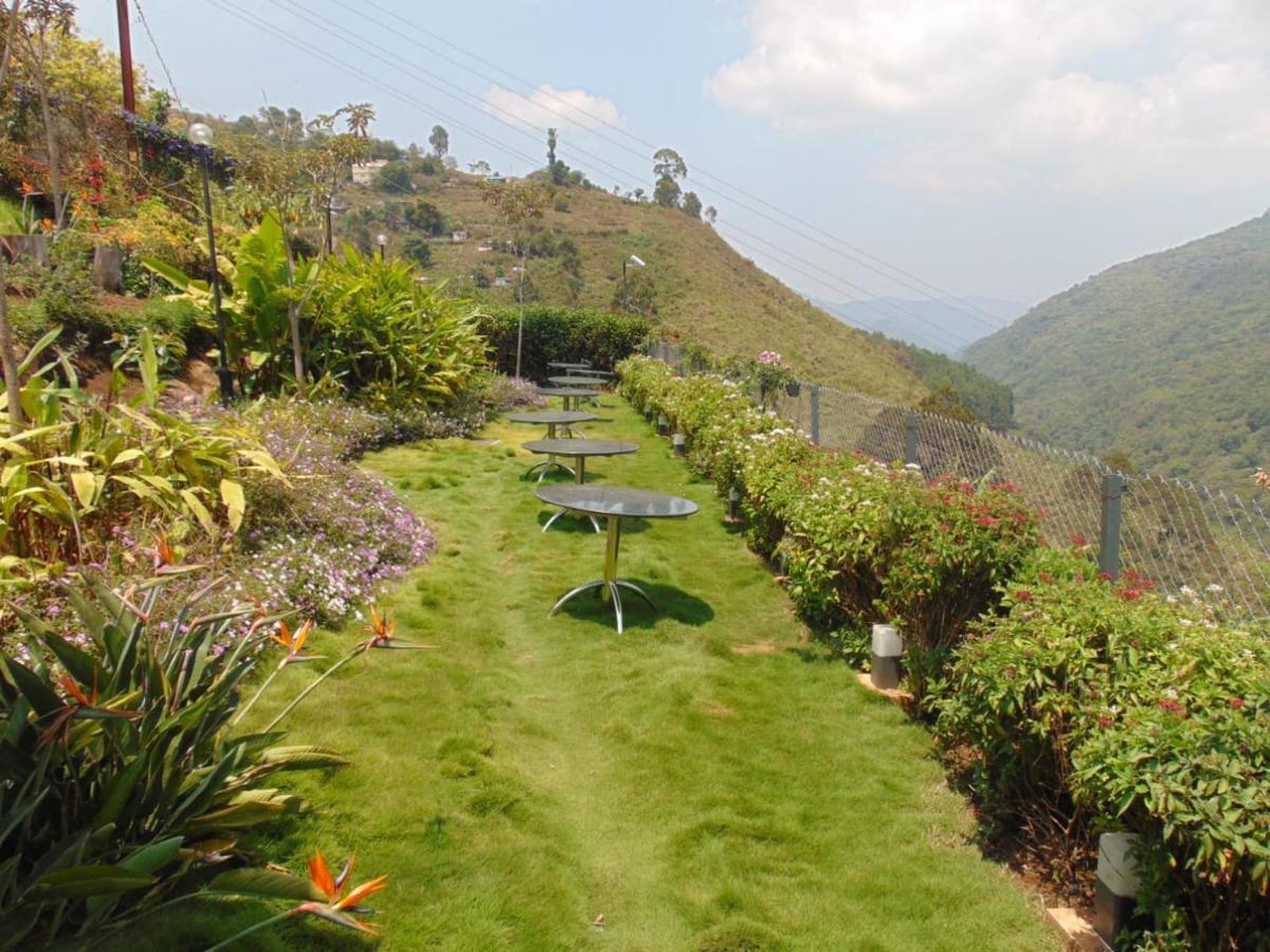 Cherry Blossom Homestay Kodaikanal Buitenkant foto